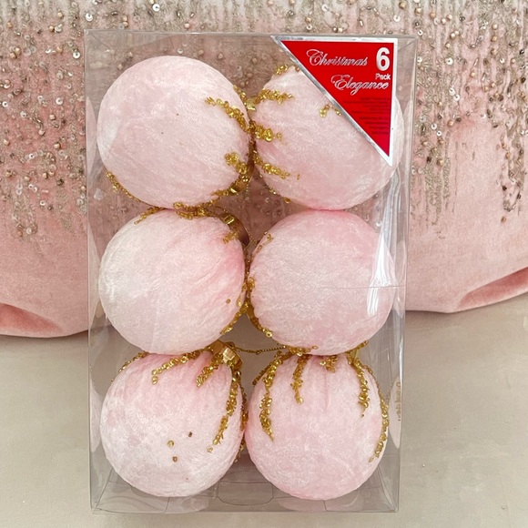 NWT Set of 6 velvet christmas pink gold ornaments - Picture 6 of 8